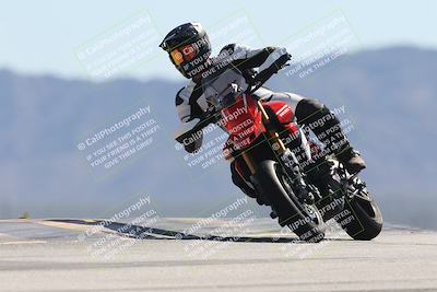 media/Oct-13-2025-Moto Forza (Mon) [[a66d839500]]/4-C Group/Session 4 (Turn 9)/